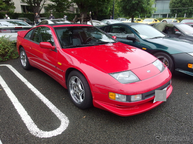 日産フェアレディZ Z32（代官山蔦屋書店モーニングクルーズ）