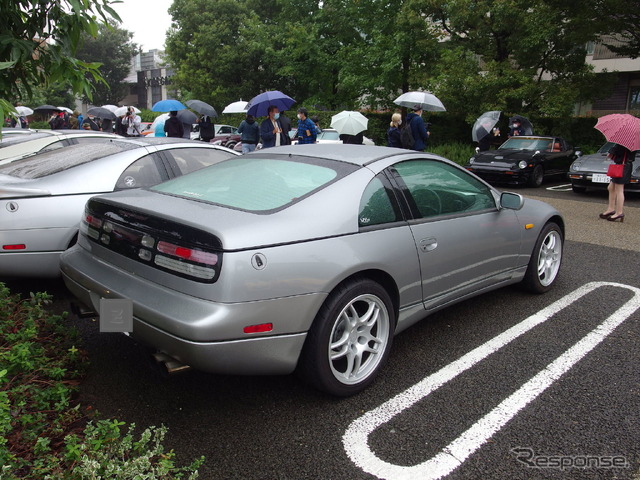 日産フェアレディZ Z32（代官山蔦屋書店モーニングクルーズ）