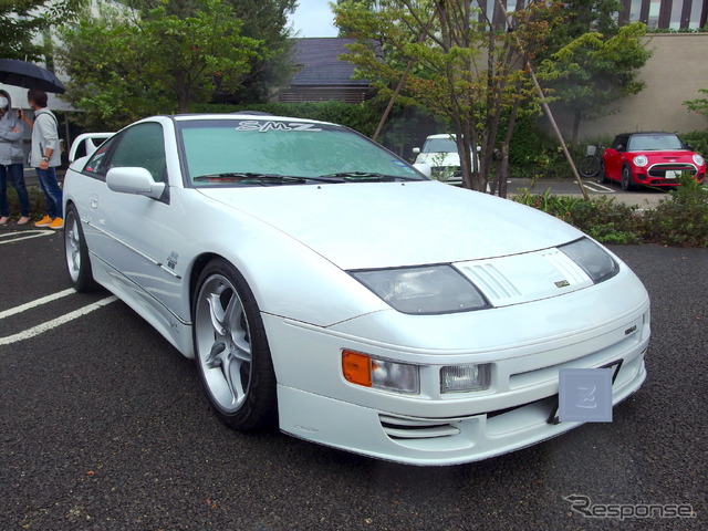 日産フェアレディZ Z32(代官山蔦屋書店モーニングクルーズ)