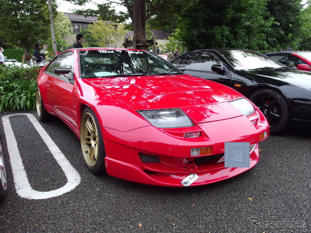 日産フェアレディZ Z32(代官山蔦屋書店モーニングクルーズ)