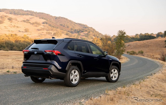 トヨタ RAV4 ハイブリッド の2021年モデル(米国仕様)