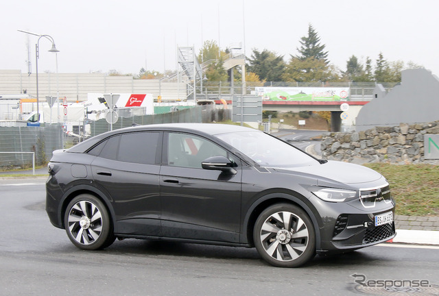 VW ID.4 クーペ版プロトタイプ(スクープ写真)