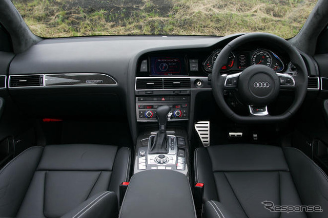 アウディ RS6 アバント…スポーツマインドを高めたコックピット