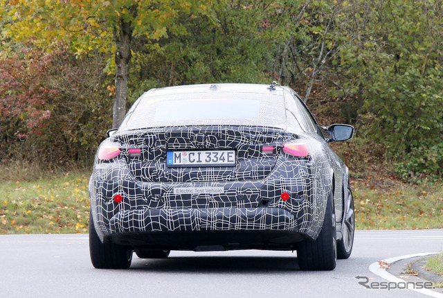 BMW i4M プロトタイプ(スクープ写真)
