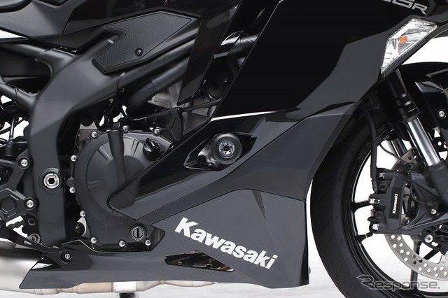 アクティブ ZX-25R/SE用フレームスライダー