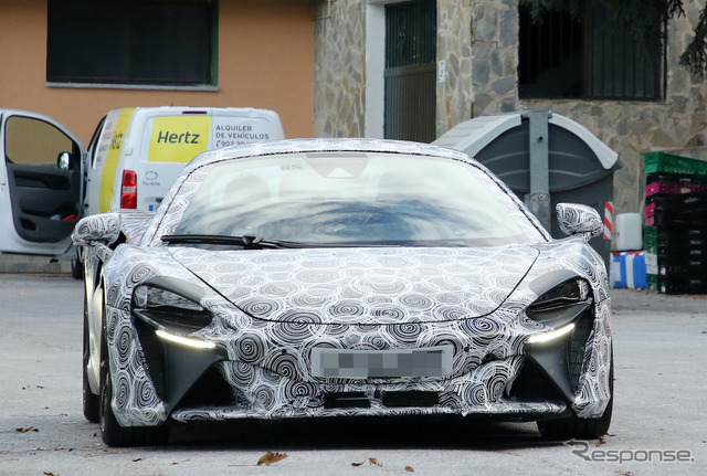 マクラーレンの新型ハイブリッド・スーパーカー(スクープ写真)