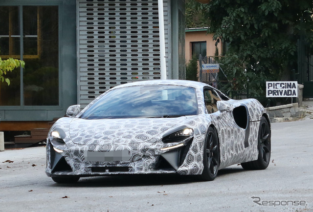 マクラーレンの新型ハイブリッド・スーパーカー(スクープ写真)