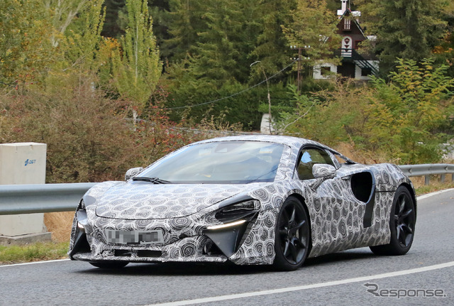 マクラーレンの新型ハイブリッド・スーパーカー(スクープ写真)