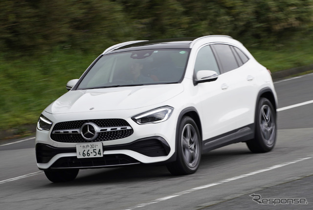 メルセデスベンツ GLA(参考画像)