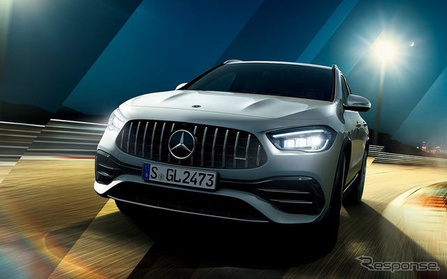 メルセデスAMG GLA45S 4MATIC+