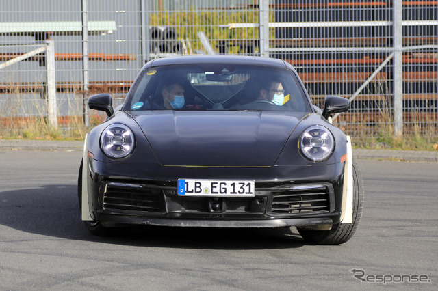 ポルシェ 911 謎の開発車両(スクープ写真)