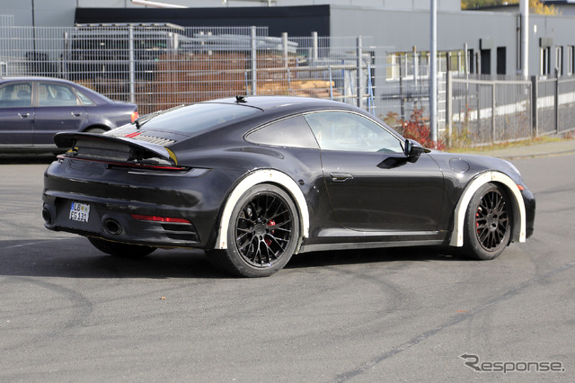 ポルシェ 911 謎の開発車両(スクープ写真)