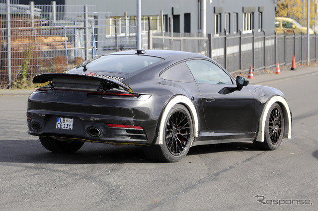 ポルシェ 911 謎の開発車両（スクープ写真）