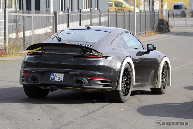 ポルシェ 911 謎の開発車両(スクープ写真)