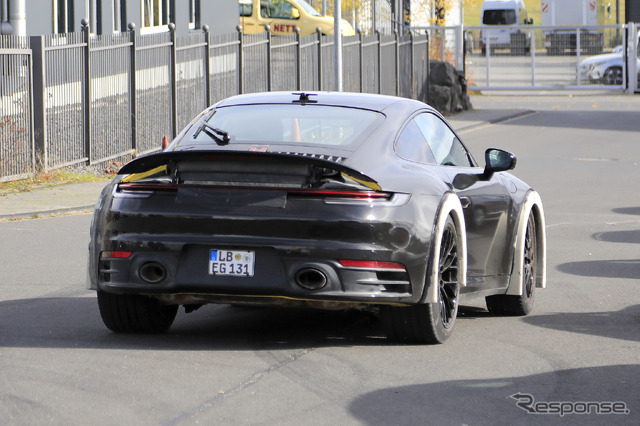 ポルシェ 911 謎の開発車両(スクープ写真)