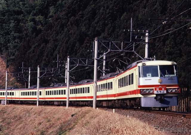 西武鉄道5000系レッドアロー