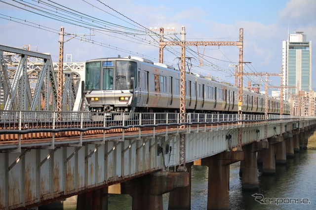 新快速（同型車）