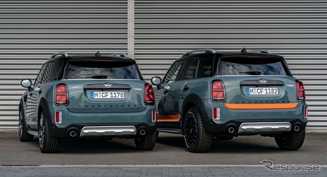 MINI カントリーマン(MINI クロスオーバー )の「Powered by X-raid」パッケージ(右)