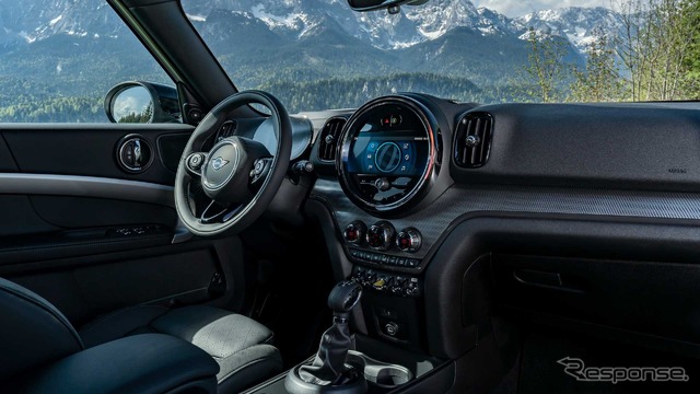 MINI カントリーマン(MINI クロスオーバー)改良新型のPHV