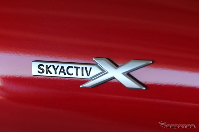 マツダ3 SKYACTIV-X（プロトタイプ）