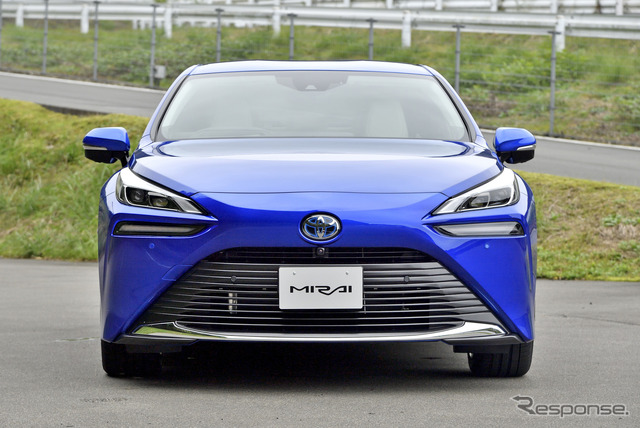 トヨタ MIRAI 新型(プロトタイプ)