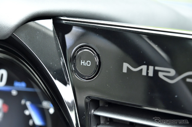 トヨタ MIRAI 新型(プロトタイプ)