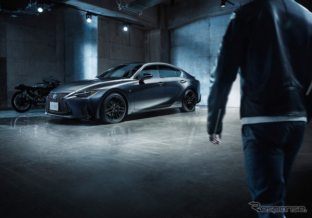 特別仕様車IS350 Fスポーツ(ソニッククロム)