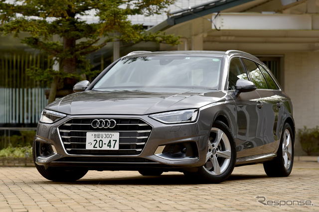 アウディ A4アバント 改良新型(35 TFSI Advanced)