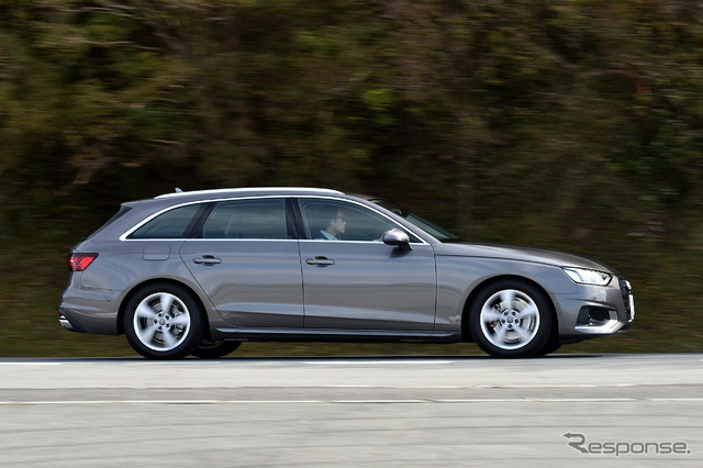 アウディ A4アバント 改良新型(35 TFSI Advanced)