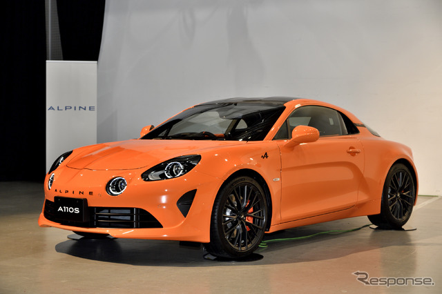 アルピーヌ A110S(ボディカラーはオランジュ アクロポリス)
