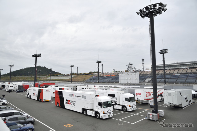SUPER GT第7戦 ツインリンクもてぎ搬入の様子