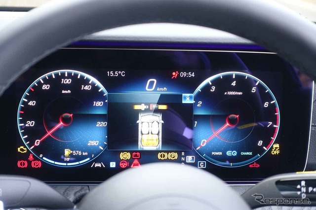 メルセデスベンツ Eクラスセダン 改良新型(E200スポーツ)