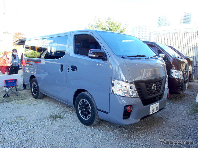 日産 NV350キャラバン プレミアムGXブラックギア