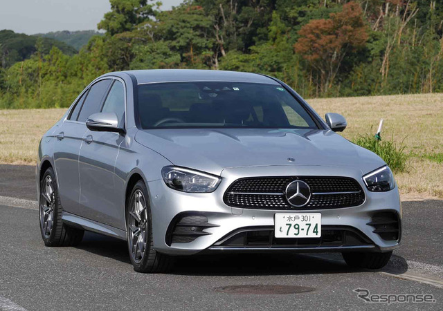 メルセデスベンツ Eクラスセダン 改良新型(E200スポーツ)