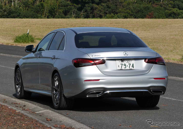 メルセデスベンツ Eクラスセダン 改良新型(E200スポーツ)