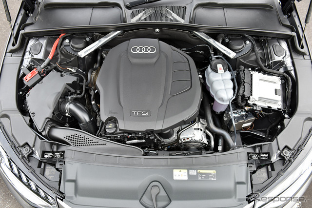 アウディ A4アバント 改良新型(35 TFSI Advanced)