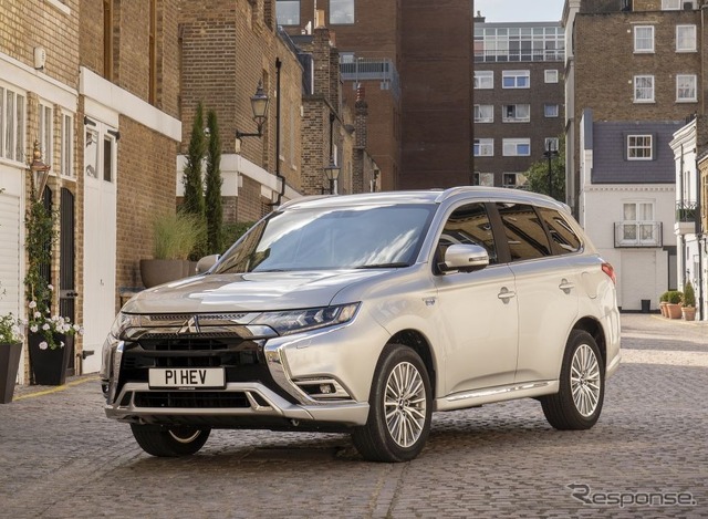 三菱 アウトランダー PHEV(欧州仕様)