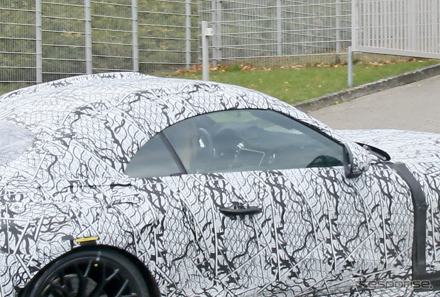 メルセデスAMG SL 次期型プロトタイプ(スクープ写真)