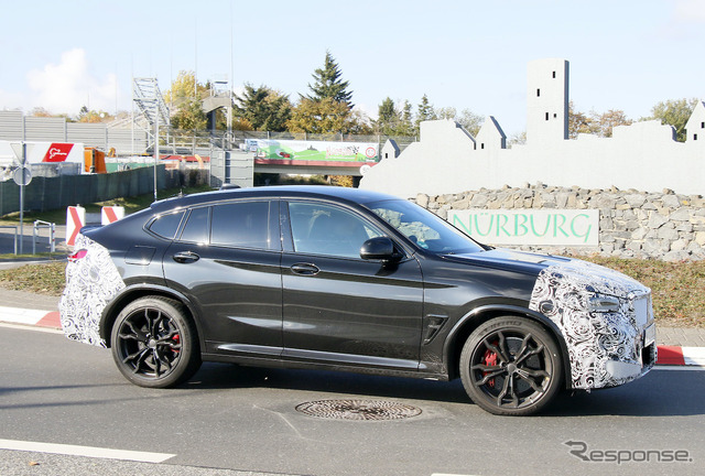 BMW X4M 改良新型プロトタイプ(スクープ写真)