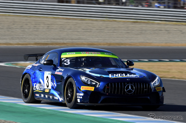 スーパー耐久 ピレリタイヤ