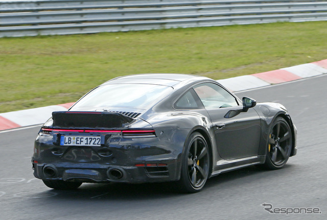 ポルシェ 911ターボ 謎のプロトタイプ(スクープ写真)