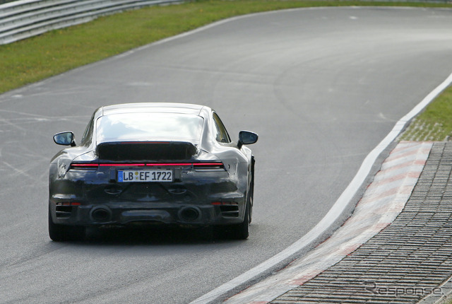 ポルシェ 911ターボ 謎のプロトタイプ(スクープ写真)