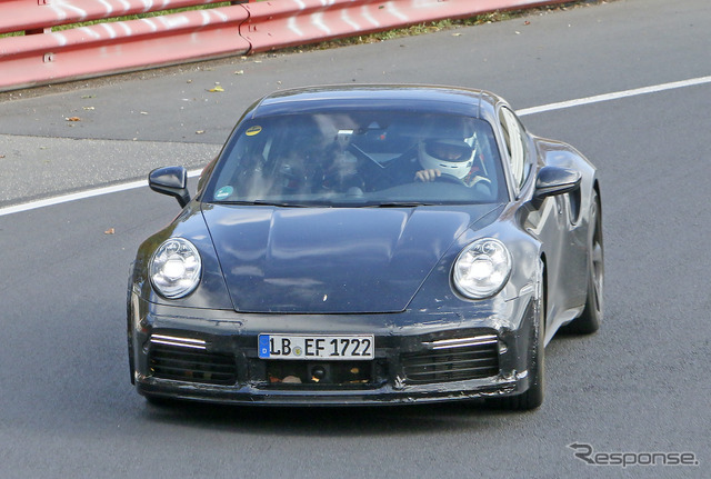 ポルシェ 911ターボ 謎のプロトタイプ(スクープ写真)
