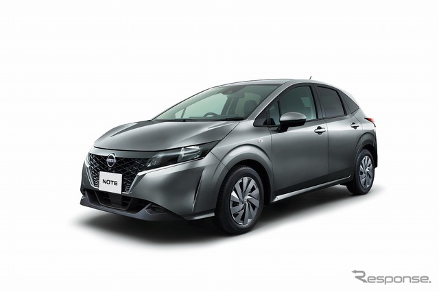 日産 ノート S(ダークメタルグレー)