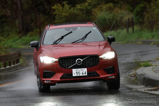 ボルボ XC60 B6 R-DESIGN