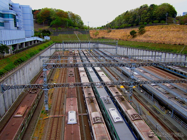 ツアーの最終地となる多摩線の唐木田車両基地。ここでは写真撮影会が行なわれた後、16時頃に解散となる。