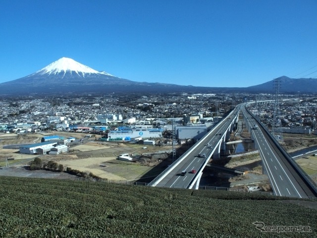 新東名（6車線化準備中）