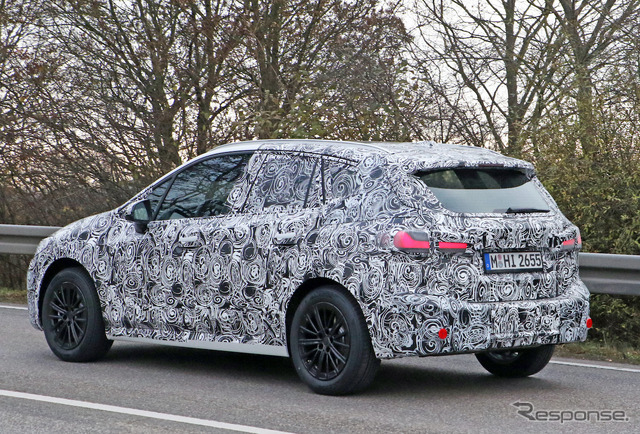 BMW 2シリーズ アクティブツアラー 次期型プロトタイプ(スクープ写真)