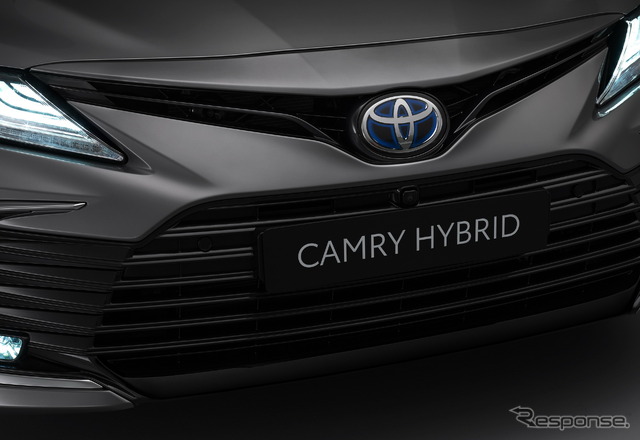 トヨタ・カムリ・ハイブリッド 改良新型(西欧仕様)