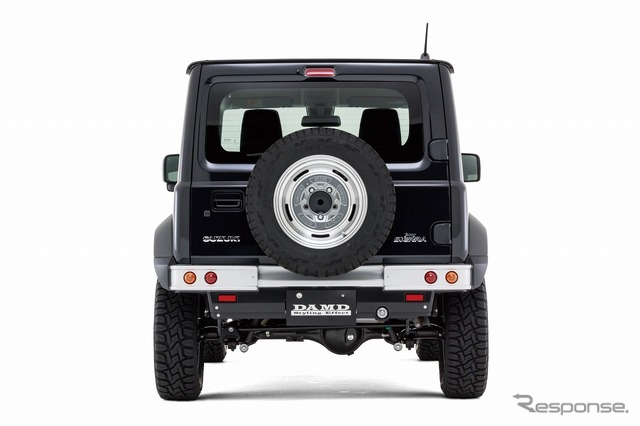 ジムニーシエラ(JB74)用新作ボディキット little B.